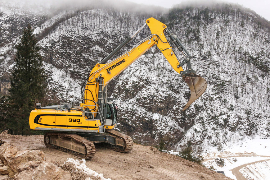 Liebherr crawler excavator R 960 SME conquers the world market